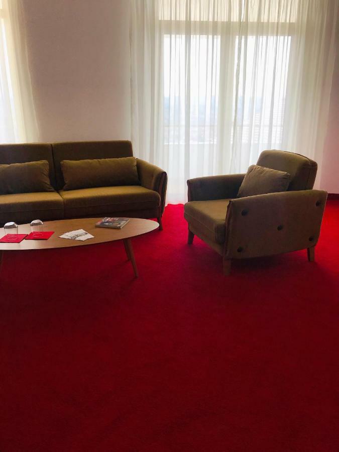Chateau Linza Resort تيرانا المظهر الخارجي الصورة